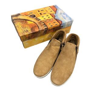 Bella Vita Camberly Booties Saddle Kid Suede Leather Size 6.5 Wide New In Box